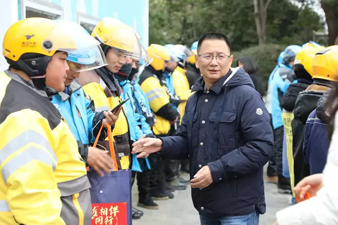 暖“新”行动心意满满，“骑”乐融融共迎新春