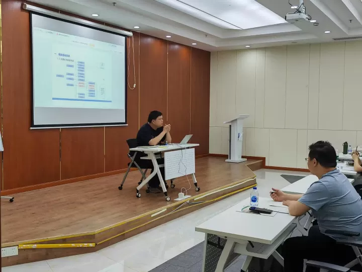  倡导学习型企业先锋：上海汇珏开展业务产品培训 