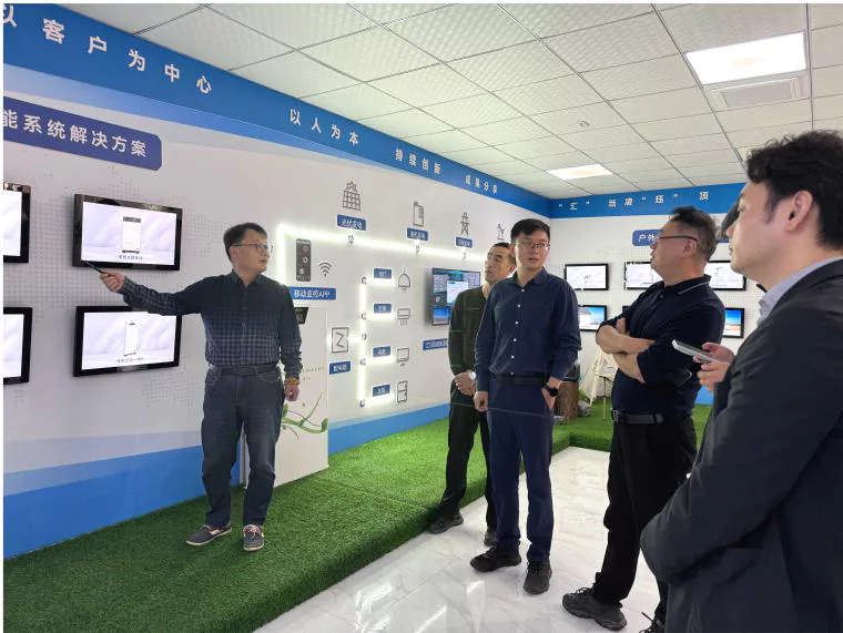  甘肃省移动领导一行莅临交流指导 