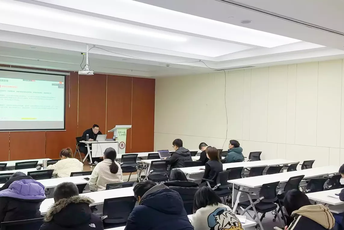 筑牢合规经营 “防火墙”|汇珏科技集团开展合同法律风险防范专项培训