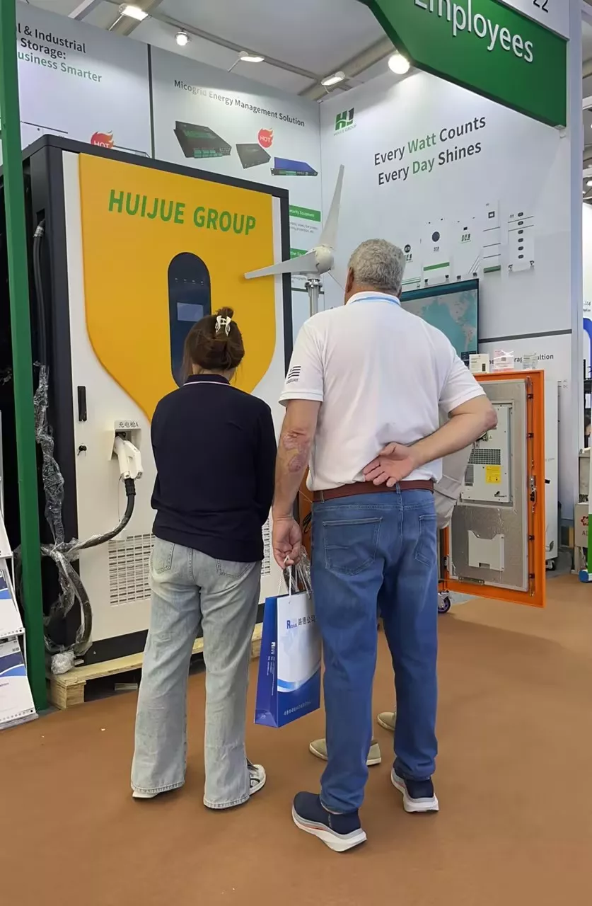 汇珏科技集团亮相广交会首日,开启智储新篇章